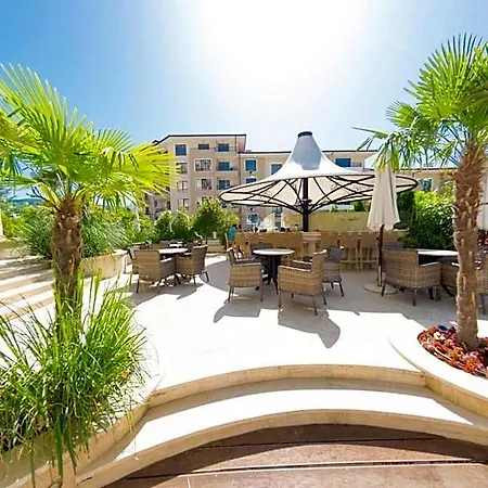 Hotel Harmony Saint 4*